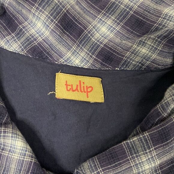 Vintage Tulip Plaid Pleated Button Up size Small - Picture 3 of 9